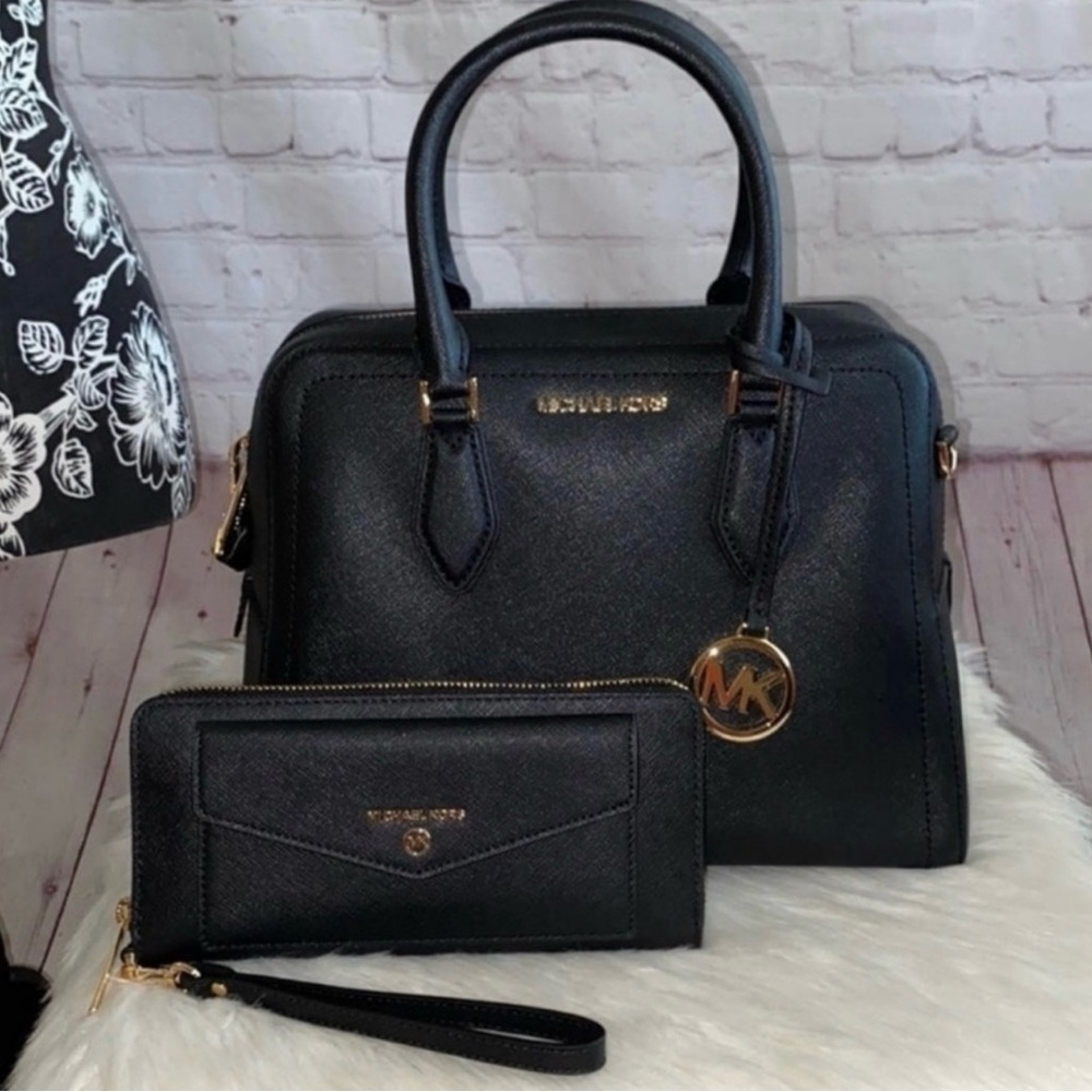 Michael Kors AYDEN Lg Dome Satchel/JET SET CHARM Lg Wallet 2pc Set